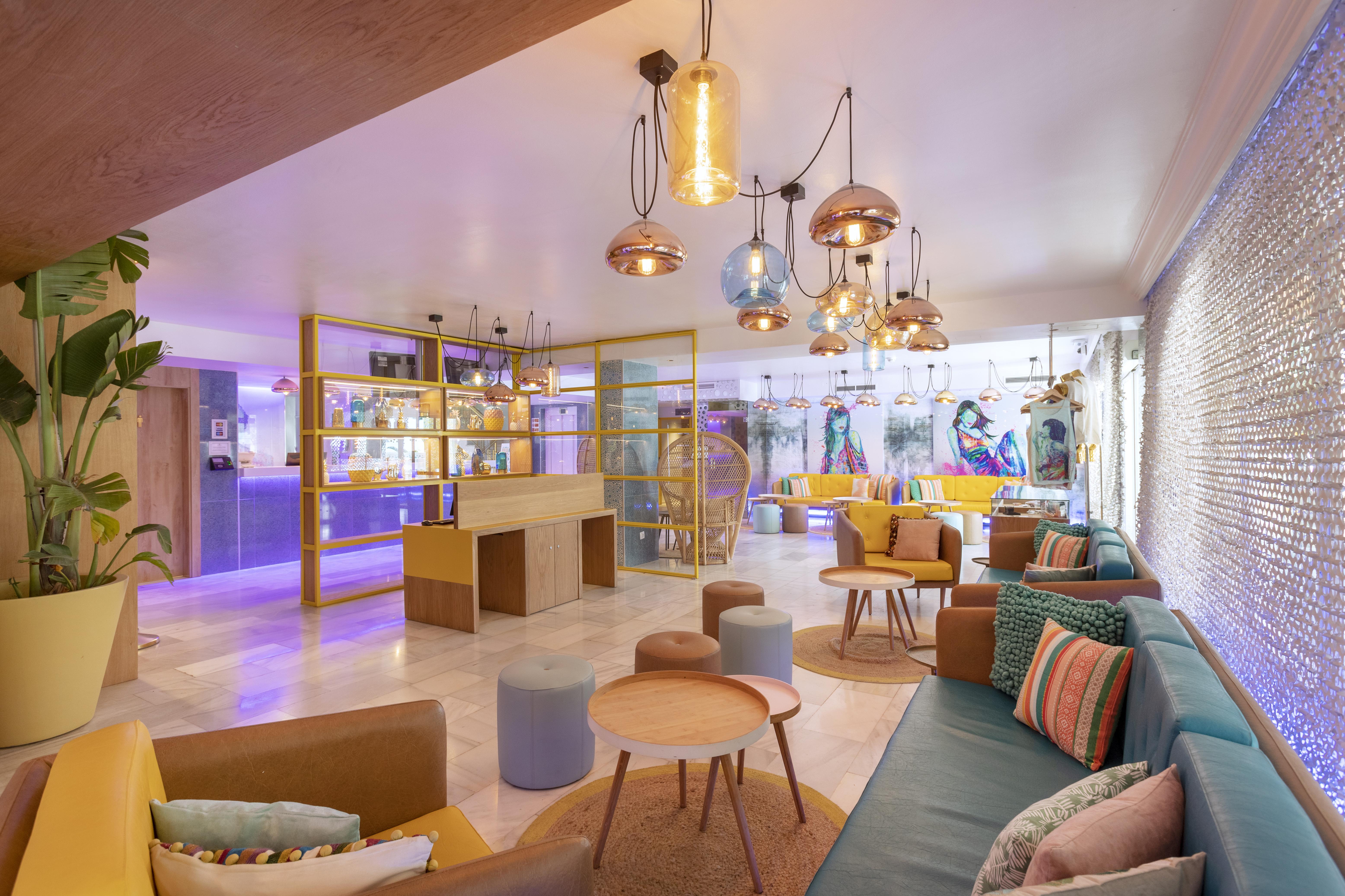 Sotavento Club Apartments - Adults Only Magaluf  Kültér fotó